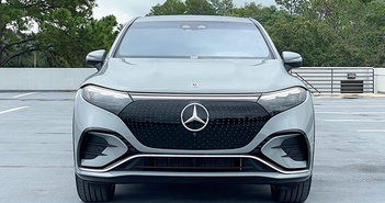 "Soi" Mercedes-Benz EQS SUV to như VF9, giá 4,9 tỷ tại Việt Nam