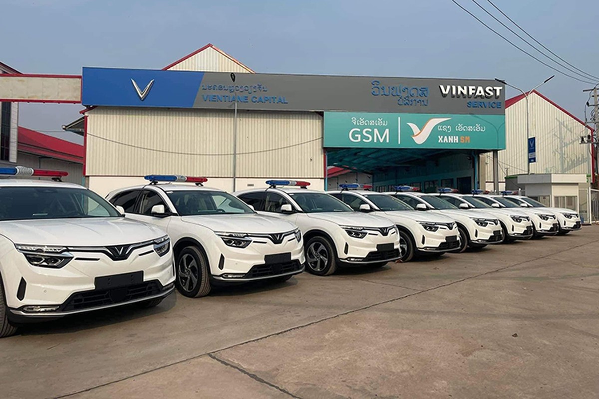 VinFast VF8 lộ diện lạ lẫm với phiên bản cảnh sát - Hình 8 VinFast VF8 lo dien la lam voi phien ban canh sat-Hinh-8