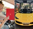 Siêu xe Ferrari 296 GTB rao bán 23 tỷ đỗ cổng nhà Cường Đô la