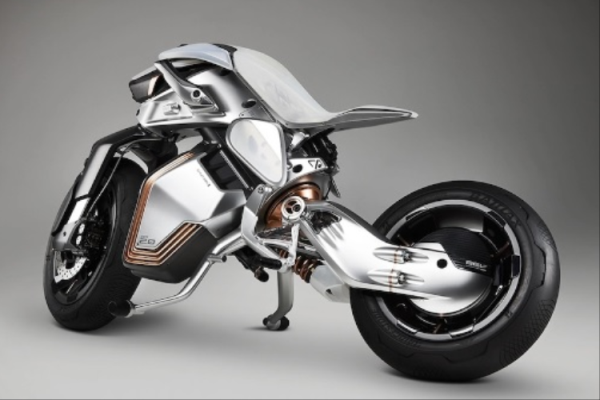 Yamaha sắp trình làng môtô điện Motoroid 2 có thể tự lái