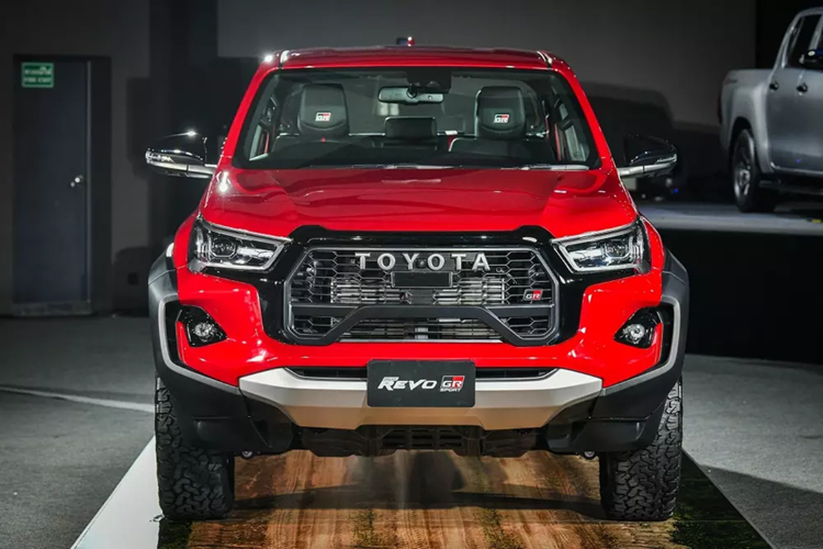 Toyota Hilux GR Sport hơn 1 tỷ đồng tại Thái Lan, đấu Ford Ranger - Hình 2 Toyota Hilux GR Sport hon 1 ty dong tai Thai Lan, dau Ford Ranger-Hinh-2