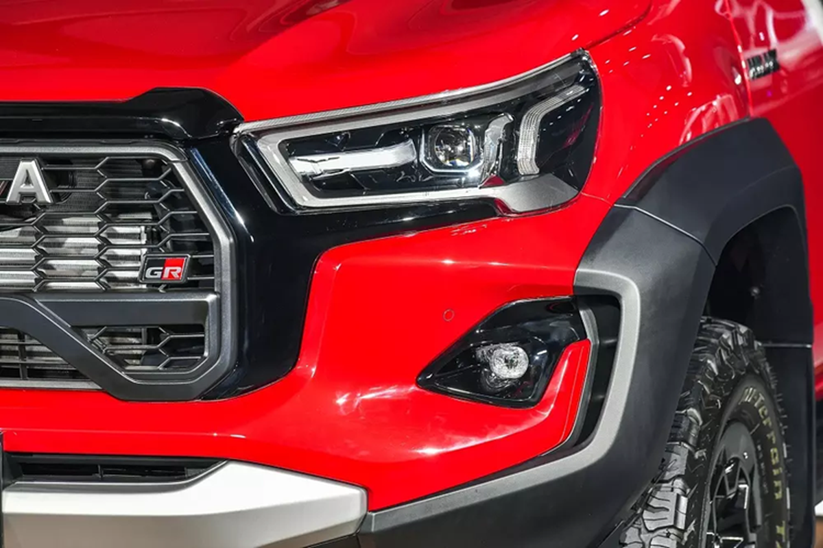 Toyota Hilux GR Sport hơn 1 tỷ đồng tại Thái Lan, đấu Ford Ranger - Hình 8 Toyota Hilux GR Sport hon 1 ty dong tai Thai Lan, dau Ford Ranger-Hinh-8