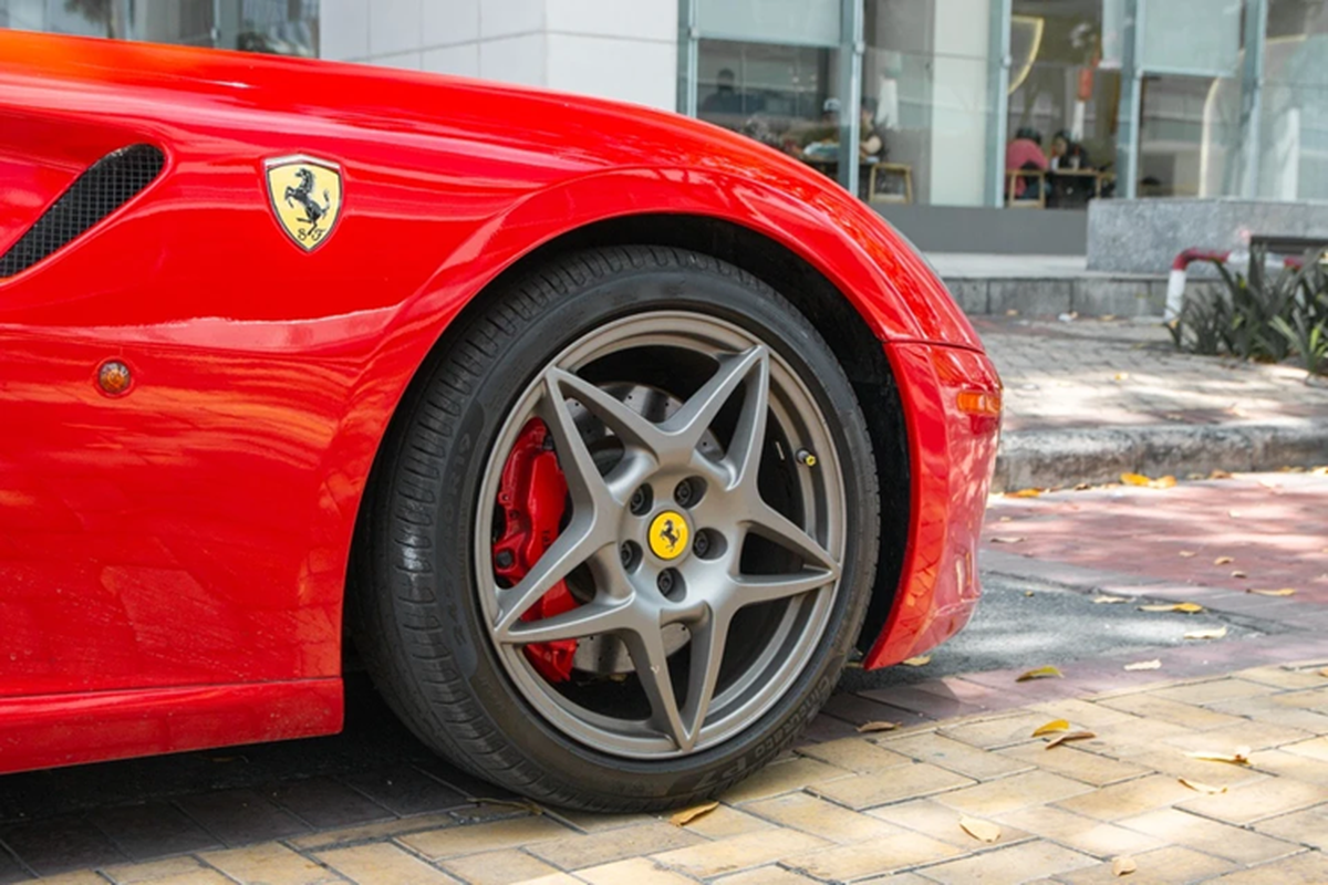 Qua Vu “yeu lai ghe cu” Ferrari 599 GTB Fiorano sau 3 nam chia tay-Hinh-7