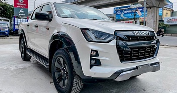 Isuzu D-Max bản "full option" giảm sốc tới 170 triệu tại Việt Nam Isuzu D-Max bản "full option" giảm sốc tới 170 triệu tại Việt Nam