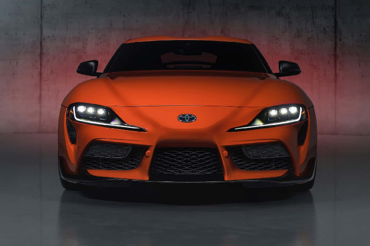 Toyota GR Supra kỷ niệm 45 năm giới hạn 450 xe màu cam - Hình 2 Toyota GR Supra ky niem 45 nam gioi han 450 xe mau cam-Hinh-2