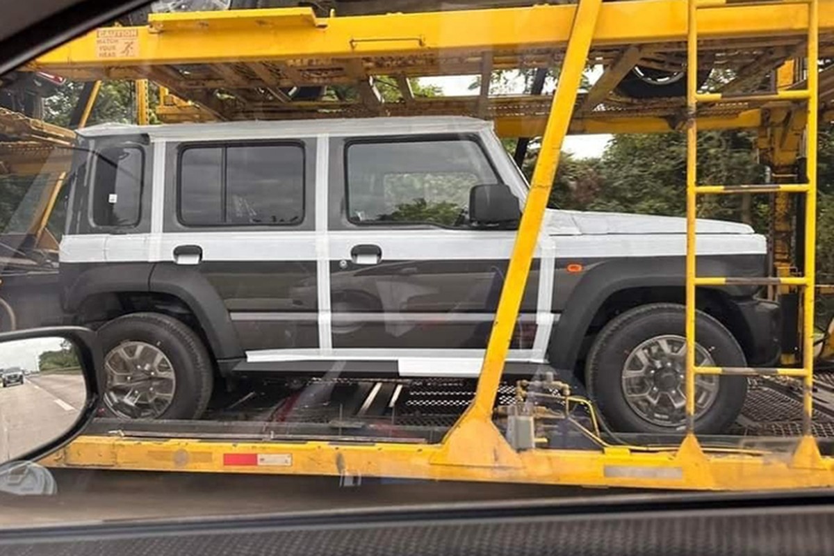 Suzuki Jimny 5 cua tu 681 trieu dong Dong Nam A, co ve Viet Nam?-Hinh-2