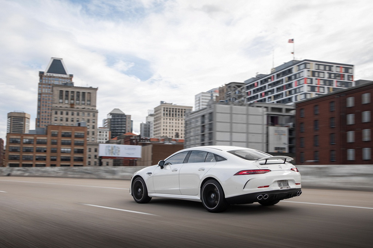 Mercedes-AMG GT 43 Coupé 4 cửa - "nhập môn" xe thể thao AMG - Hình 8 Mercedes-AMG GT 43 Coupe 4 cua -