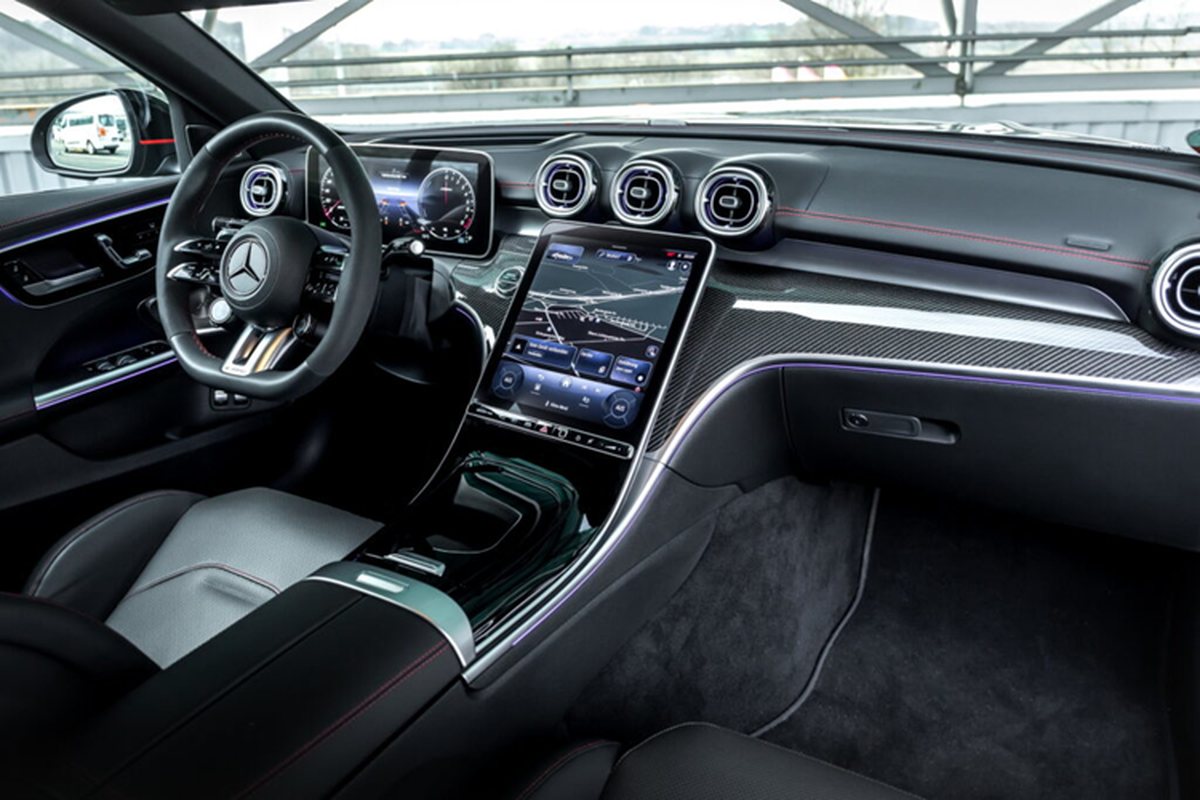 Mercedes-AMG C63 S “lột xác” sau khi qua tay Manhart Performance - Hình 5 Mercedes-AMG C63 S “lot xac” sau khi qua tay Manhart Performance-Hinh-5