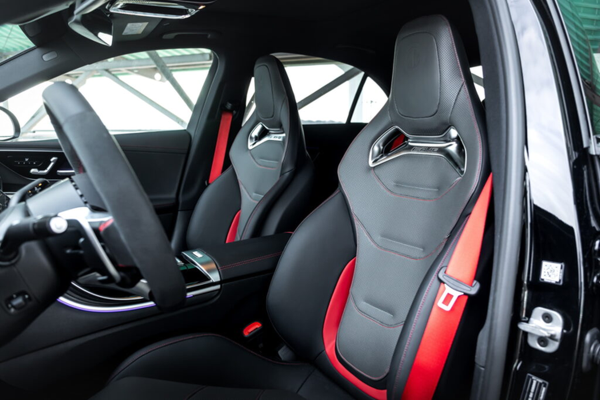 Mercedes-AMG C63 S “lột xác” sau khi qua tay Manhart Performance - Hình 6 Mercedes-AMG C63 S “lot xac” sau khi qua tay Manhart Performance-Hinh-6