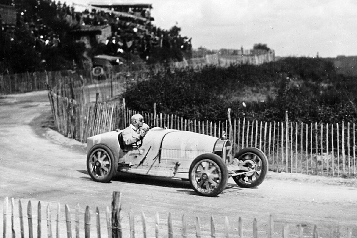 Bugatti Type 35 -  huyen thoai dat nen mong cho loat sieu xe-Hinh-7