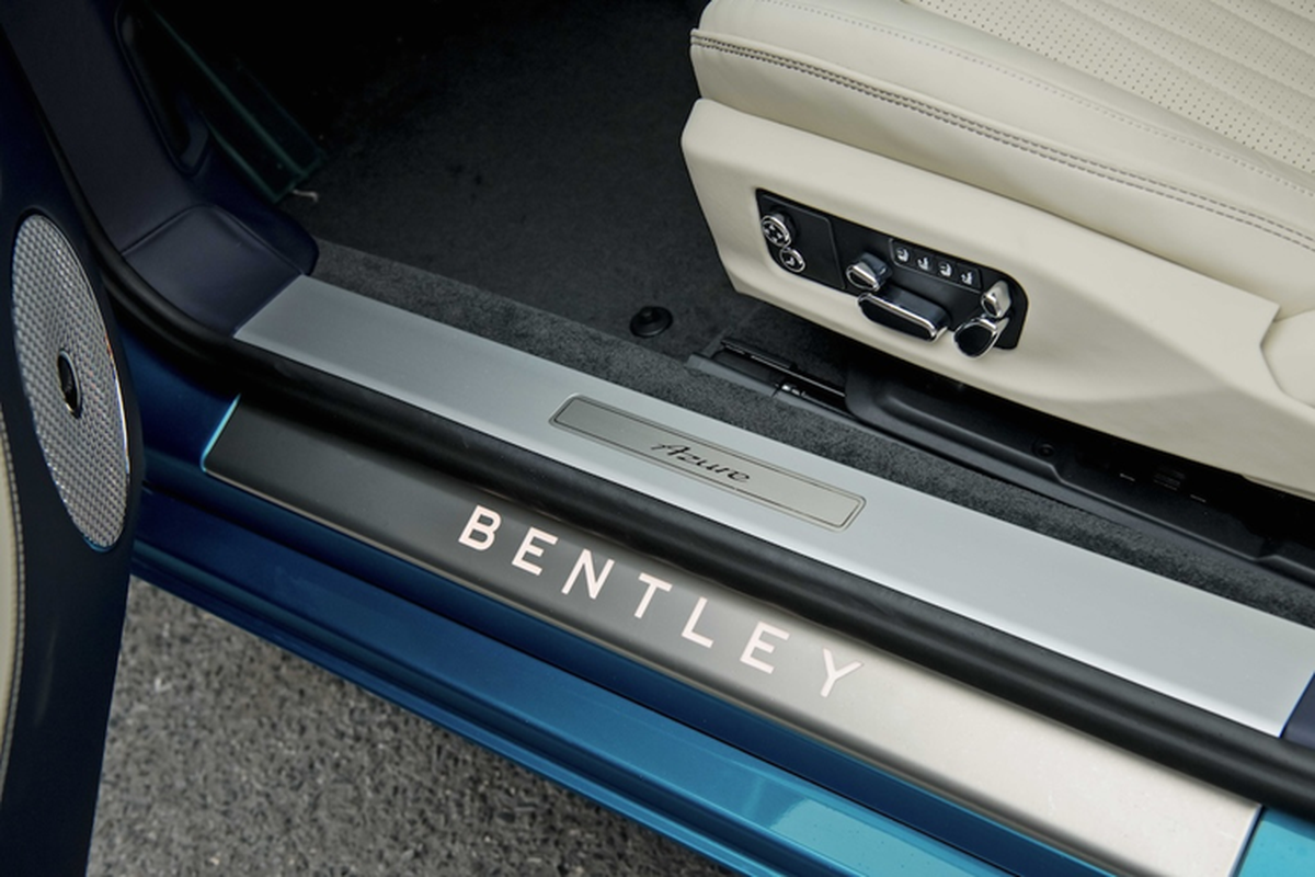 Chi tiet Bentley Continental GT Azure V8 gia gan 22 ty tai Viet Nam-Hinh-8