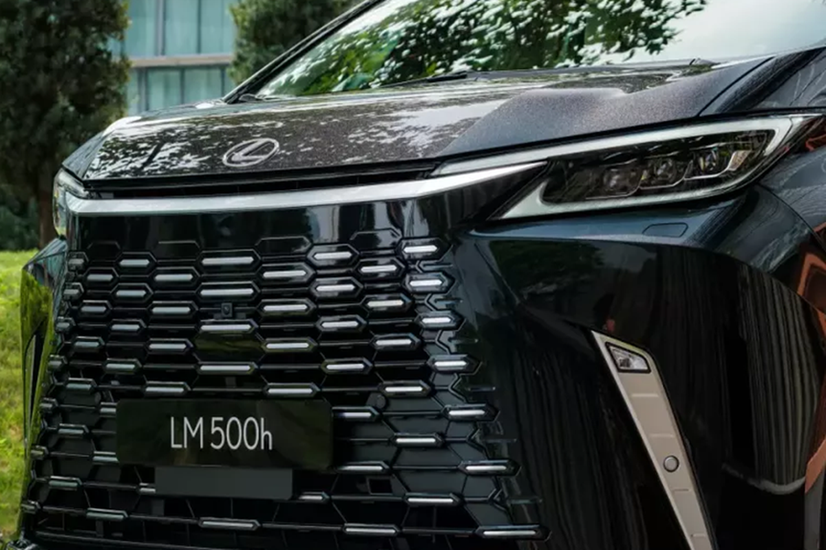 Can canh Lexus LM 2024 “chuyen co mat dat” 7,29 ty tai Viet Nam-Hinh-3