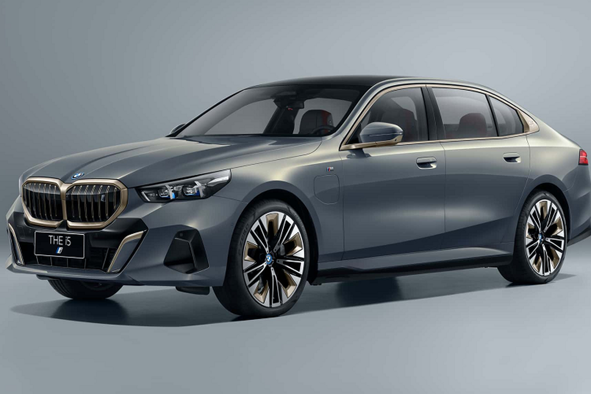 BMW 5 Series va i5 2024 ban “khac la” ra mat tai Trung Quoc