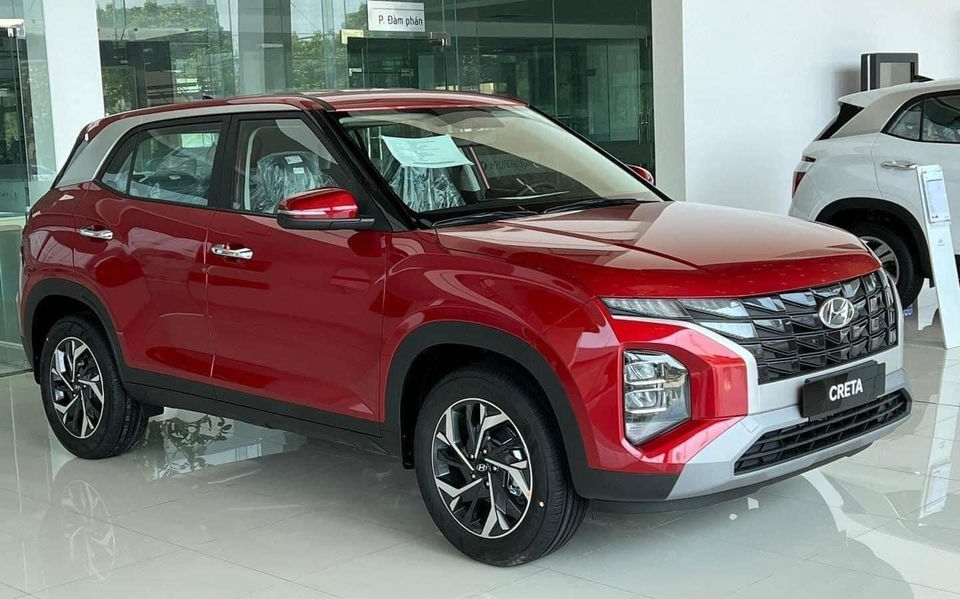 Ô tô gầm cao 5 chỗ giá 600 - 800 triệu tạo sức hút với khách Việt- Ảnh 3. Mitsubishi Xforce, Hyundai Creta và Kia Seltos 2024 có giá từ 599 triệu đồng
