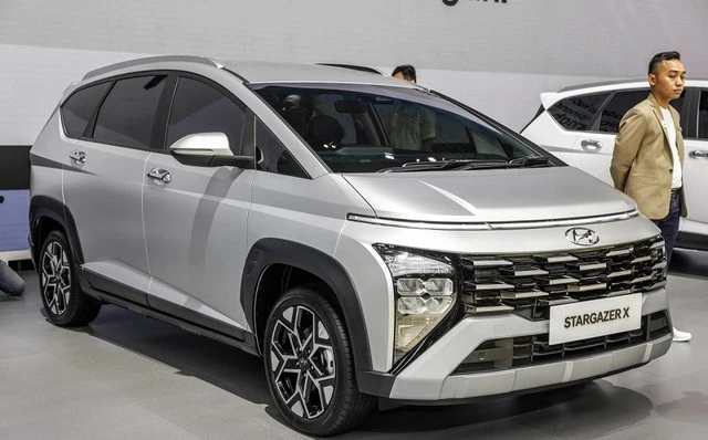 Hyundai Stargazer X trang bị 'xịn', thách thức Mitsubishi Xpander Cross   - Ảnh 1.