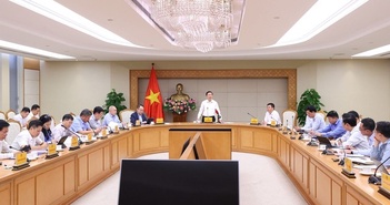 Phó Thủ tướng Trần Hồng Hà: Điện mặt trời mái nhà cần được ưu tiên, khuyến khích phát triển Phó Thủ tướng Trần Hồng Hà: Điện mặt trời mái nhà cần được ưu tiên, khuyến khích phát triển