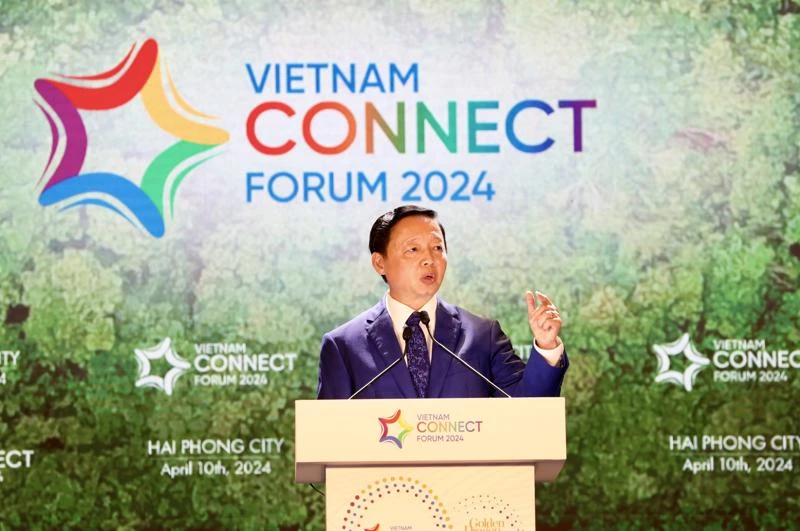 Phó Thủ tướng: Chính phủ luôn lắng nghe doanh nghiệp để cùng chuyển đổi xanh