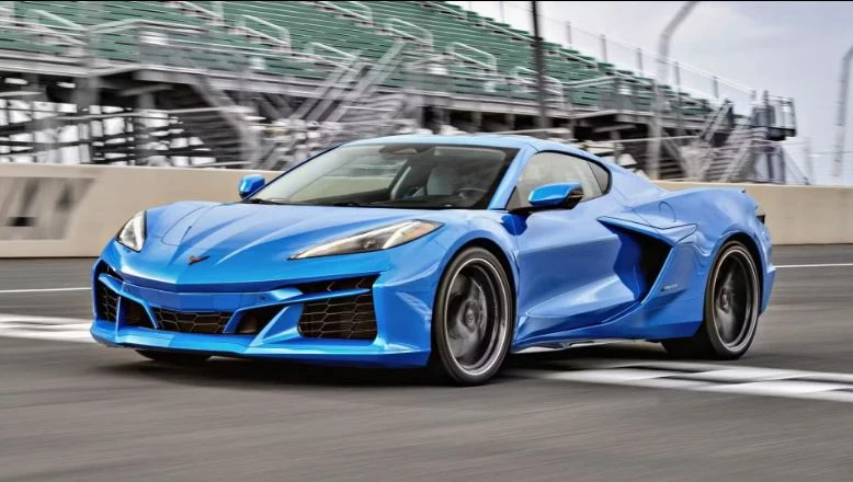 Corvette E-Ray là phiên bản chạy bằng hybrid với các chỉ số hiệu suất ấn tượng. Ảnh: Chevrolet. Top 5 xe hybrid hiệu suất cao đáng tin cậy.JPG