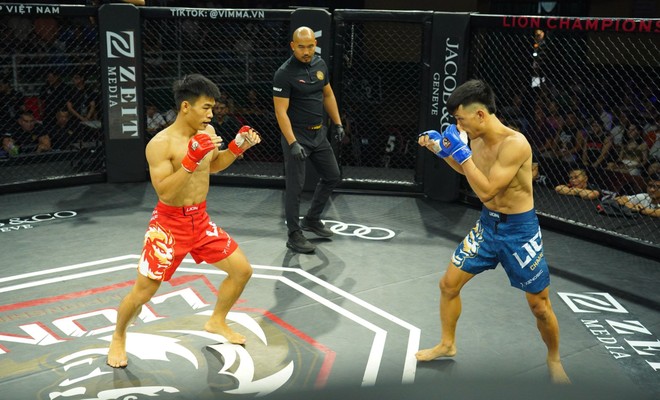 Võ sĩ Trần Ngọc Lượng hạ đẹp học trò Johnny Trí Nguyễn trên sàn MMA