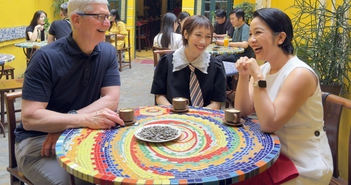 Người dùng tin sớm có Apple Store sau khi CEO Tim Cook đến Việt Nam Người dùng tin sớm có Apple Store sau khi CEO Tim Cook đến Việt Nam