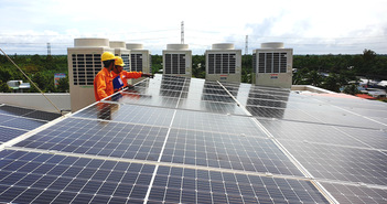 Diễn đàn về điện mặt trời mái nhà trong khu công nghiệp