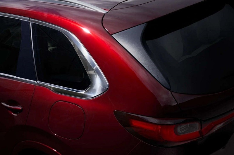 Hình ảnh chính thức đầu tiên của Mazda CX-80 được hãng hé lộ