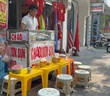 Gặp chàng trai bán "cháo sườn IELTS 9.0" ở Hà Nội, cách luyện tiếng Anh "thần sầu" khiến nhiều người bất ngờ