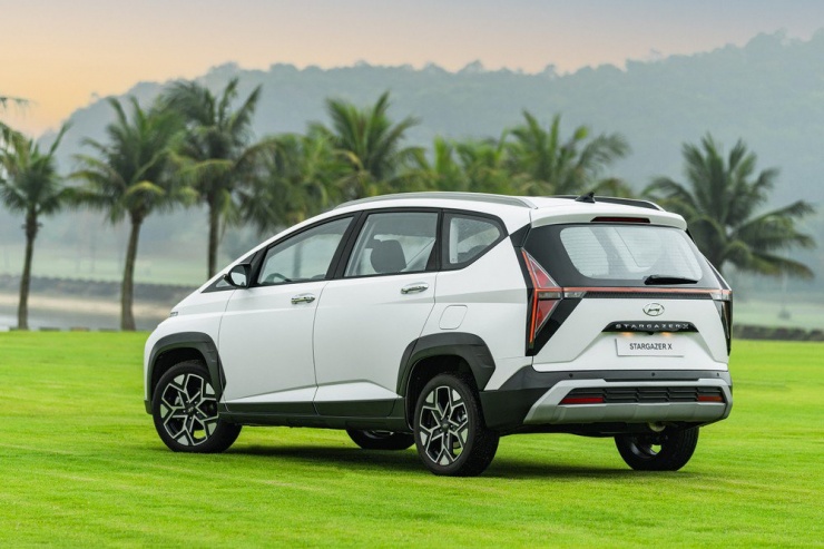 Hyundai Stargazer X chính thức ra mắt tại Việt Nam với giá chỉ từ 489 triệu đồng - 2
