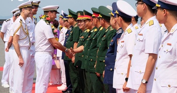 Tàu Tuần dương Hải quân Pháp thăm cảng Tiên Sa, Đà Nẵng