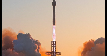 Phát ngôn đáng suy ngẫm của Elon Musk: thay vì chĩa tên lửa vào nhau, chúng ta nên hướng chúng tới những vì sao Phát ngôn đáng suy ngẫm của Elon Musk: thay vì chĩa tên lửa vào nhau, chúng ta nên hướng chúng tới những vì sao