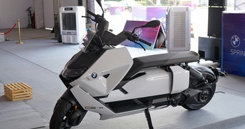 Cận cảnh xe máy điện BMW CE04 ra mắt tại Việt Nam, giá gần 569 triệu đồng