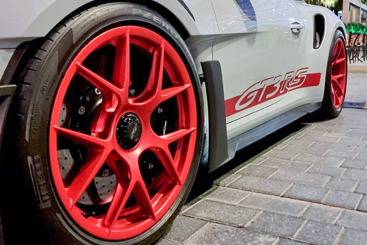 Độc lạ biển số đắt gấp 19 lần xe thể thao Porsche tiền tỷ - 3