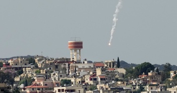 Israel tăng cường tấn công vào Lebanon