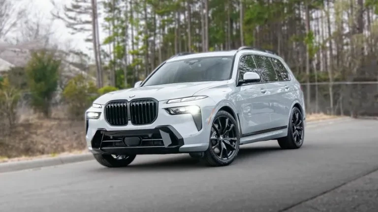 Đây là những SUV 3 hàng ghế tốt nhất cho mọi gia đình.jpg