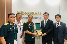 Đoàn đại biểu Bộ Quốc phòng dự Triển lãm Quốc phòng an ninh Châu Á tại Malaysia