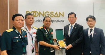 Đoàn đại biểu Bộ Quốc phòng dự Triển lãm Quốc phòng an ninh Châu Á tại Malaysia
