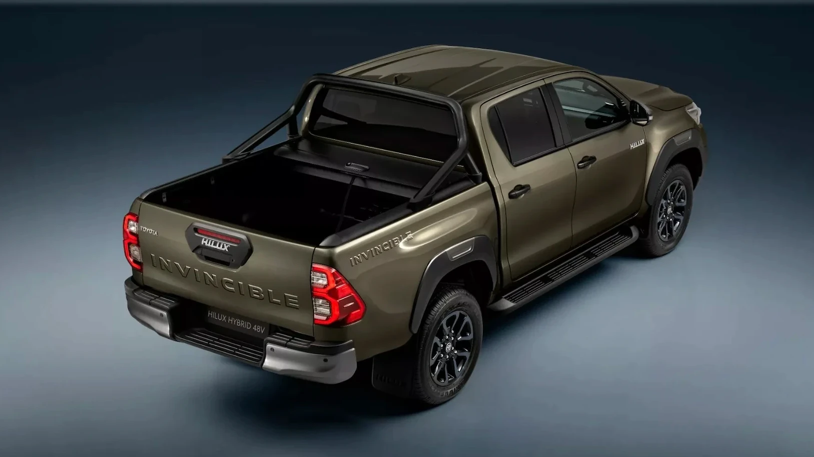 Xe bán tải Toyota Hilux 2024 sẽ có phiên bản hybrid - Ảnh 2.