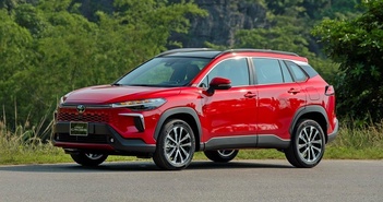 Cập nhật bảng giá lăn bánh Toyota Corolla Cross 2024 vừa ra mắt