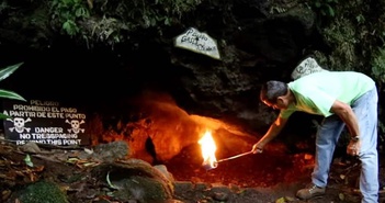 Hang tử thần ở Costa Rica có thể mang đến cái chết cho bất kỳ sinh vật nào bước vào nó Hang tử thần ở Costa Rica có thể mang đến cái chết cho bất kỳ sinh vật nào bước vào nó