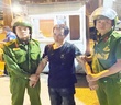 Cảnh sát trật tự bắt ‘nóng’ tên trộm trên đường tuần tra