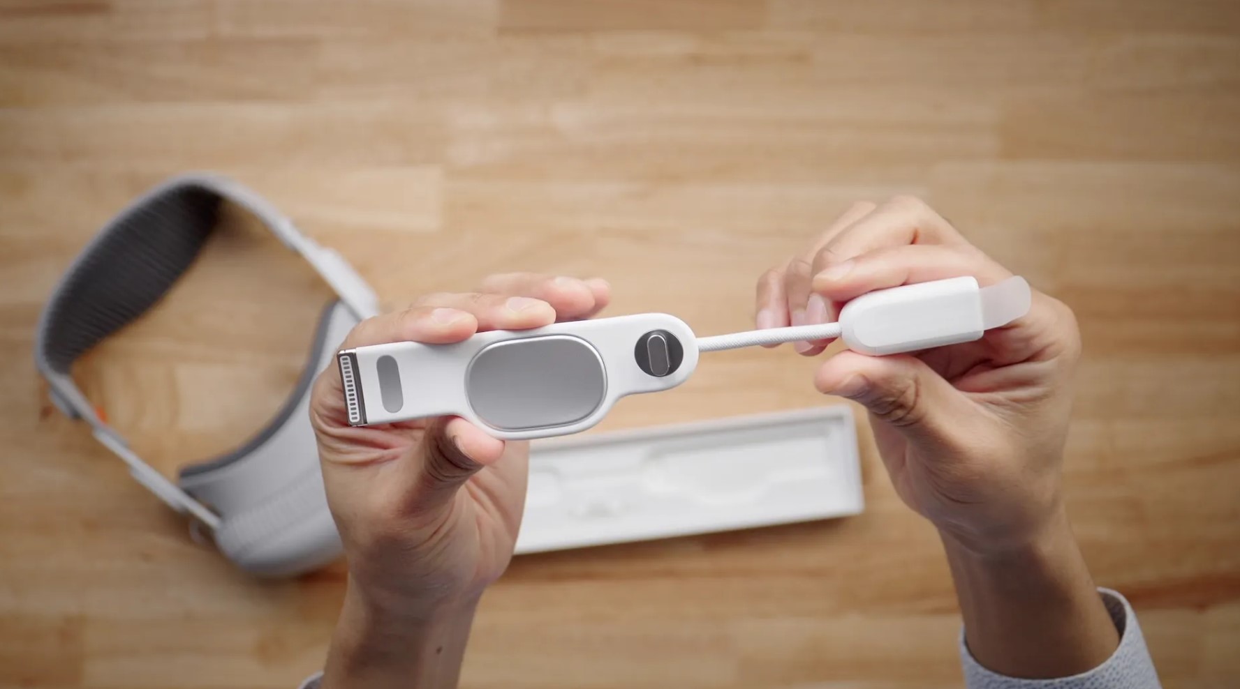 Apple phát hành bản cập nhật cho phép người dùng tự reset kính Vision Pro tại nhà mà không phải tốn 7 triệu