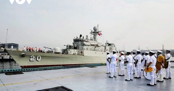 Lữ đoàn 172 - Vùng 3 Hải quân: Điểm tựa ngư dân trên biển Lữ đoàn 172 - Vùng 3 Hải quân: Điểm tựa ngư dân trên biển