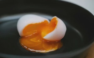 Ăn chuối đỏ mỗi ngày, chuyện gì xảy ra? Ăn chuối đỏ mỗi ngày, chuyện gì xảy ra?