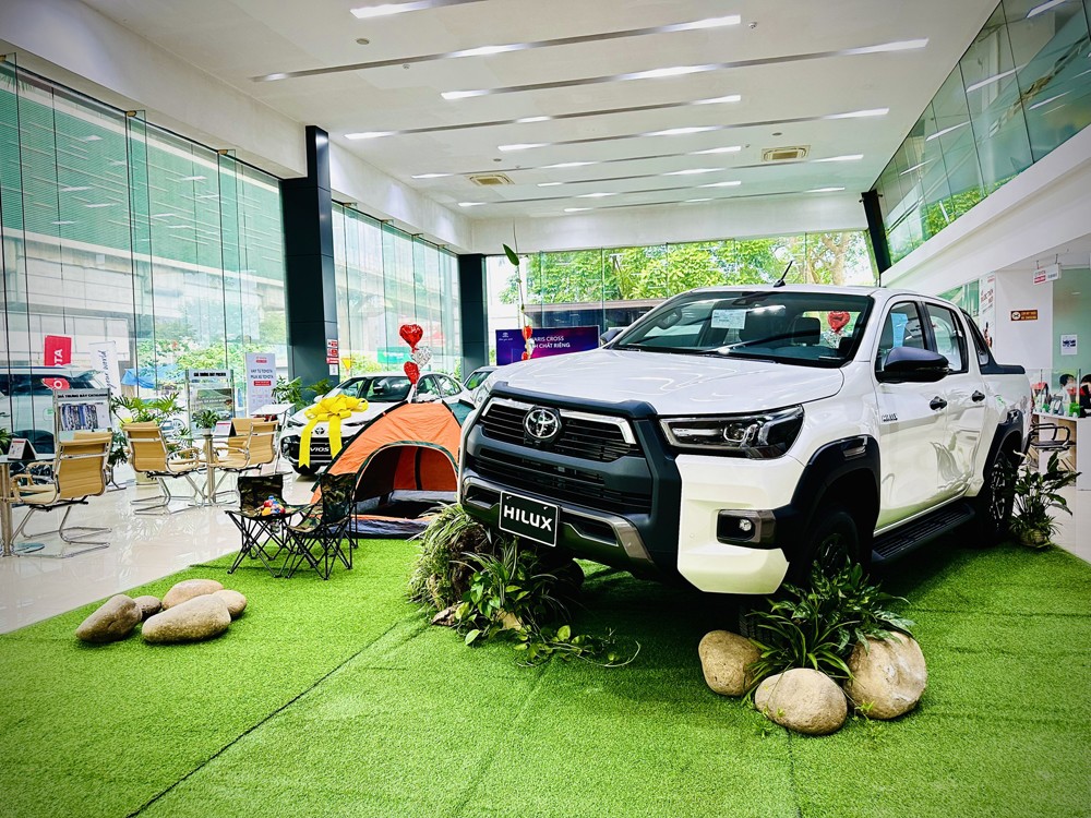 Không còn nhàm chán, Toyota Hilux 2024 tạo nguồn cảm hứng mới cho fan bán tải Việt Nam