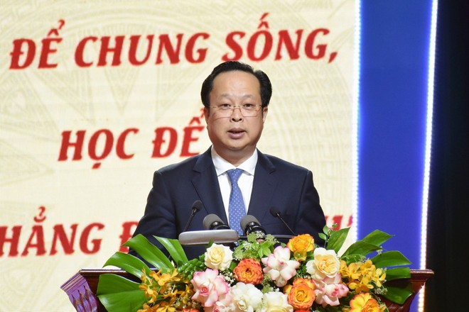 Giám đốc Sở GD-ĐT Hà Nội Trần Thế Cương cho biết quy mô giáo dục Thủ đô đứng đầu cả nước với 2,3 triệu học sinh, gần 3.000 trường học