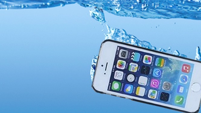 Những cách xử lý sự cố khi iPhone bị rơi xuống nước