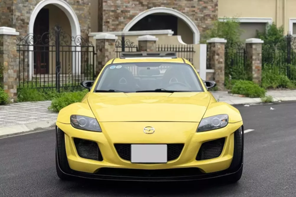 Mazda RX-8 "cổ lỗ sĩ" rao bán 1,39 tỷ, đắt ngang Mercedes-Benz CLA45