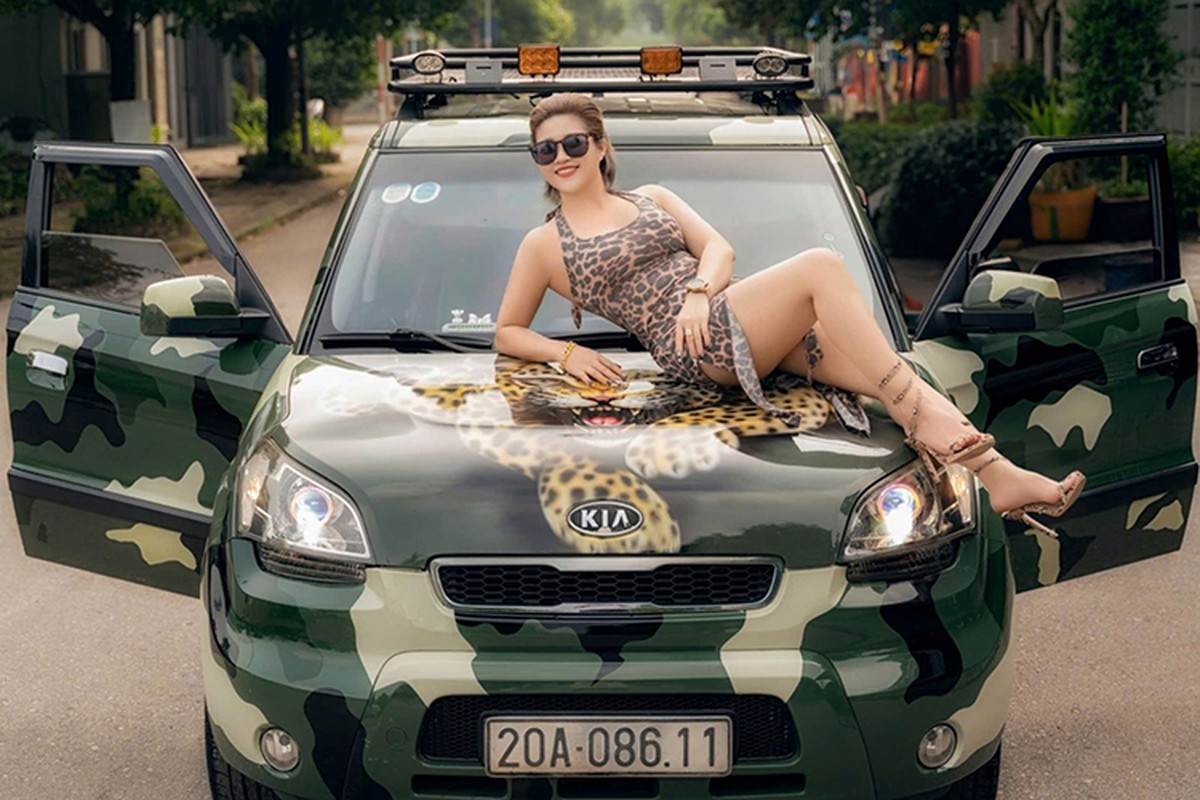 Ngắm nữ Gymer Thái Nguyên đọ dáng Kia Soul 2009 "Hổ Báo"