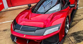 Tận thấy siêu phẩm Ferrari F80 giá 3,9 triệu USD ngoài đời thực Tận thấy siêu phẩm Ferrari F80 giá 3,9 triệu USD ngoài đời thực