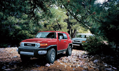 Toyota FJ Cruiser vẫn bám trụ với thiết kế 14 năm không đổi